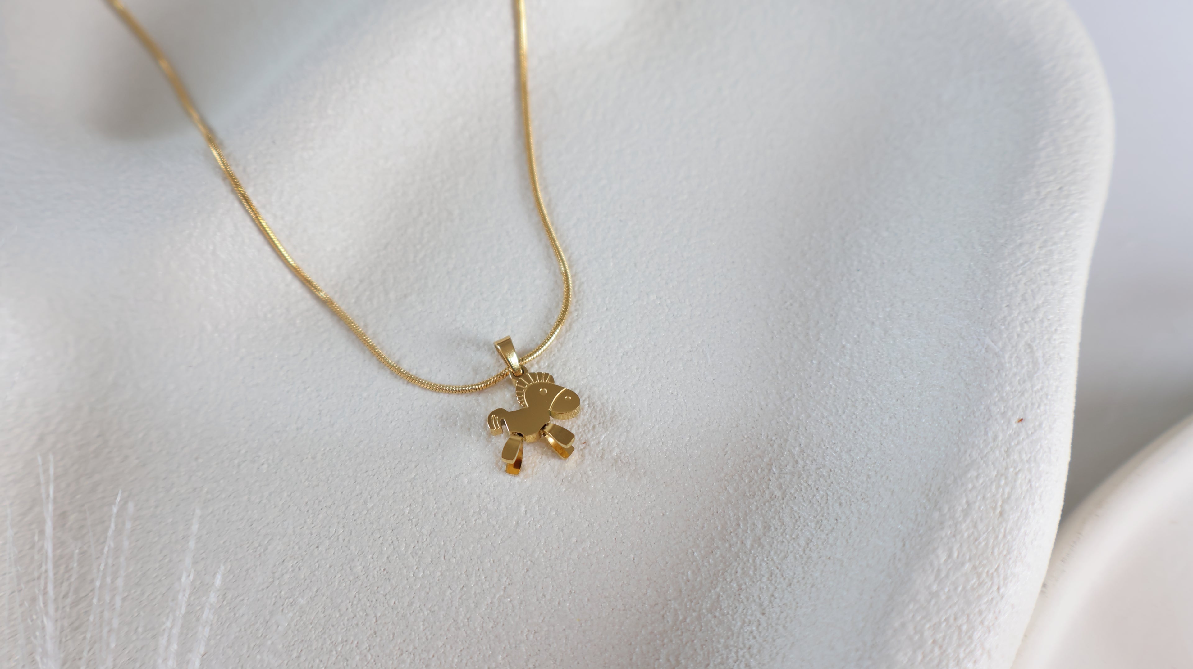 18K Gold Plated Stainless Steel Necklace - Horse