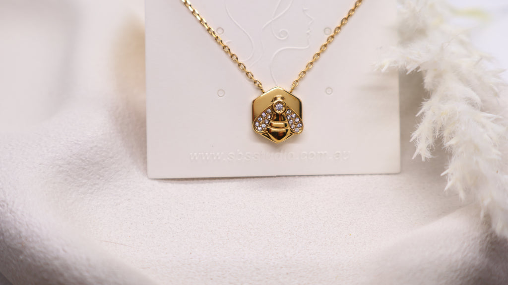 18K Gold Plated Stainless Steel Necklace - Bee